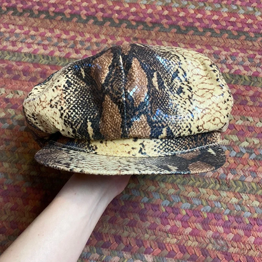VTG ARLIN SNAKESKIN BAKER BOY FIDDLER CAP